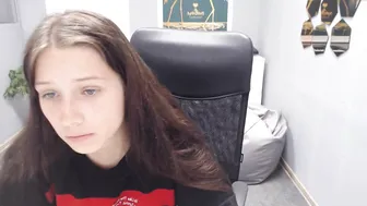 gravityfolz Busty krala