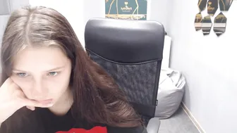 gravityfolz Busty krala