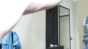 sashakissyou77 bitch eagerly fucks holes