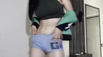 sashakissyou77 lustful babe pulls on the couch