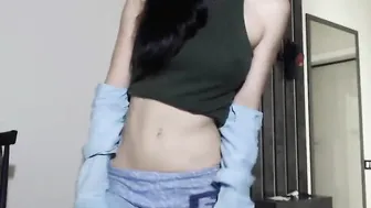 sashakissyou77 lustful babe pulls on the couch