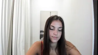 mia_khalid exciting bitch takes off her underwear