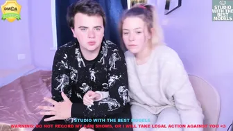 damon_n_alice naughty female shows big tits