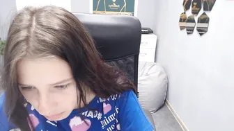 gravityfolz beauty undressed to show off her tattoos