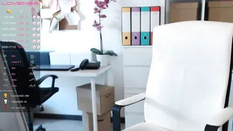 tiffany925 handjob and play with sex toys