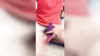 leahwintersxoxo onlyfans blonde slut caresses shaved cunt