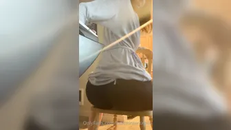 leahwintersxoxo onlyfans Busty doll