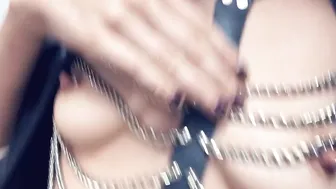 leahwintersxoxo onlyfans sexy babe gently caresses pussy
