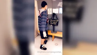 jessycortez onlyfans Black haired curva