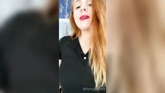 hornysisters onlyfans skinny slut plays with sex toys