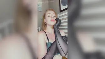 gingergoddesss onlyfans ardent slut seduces with a huge ass