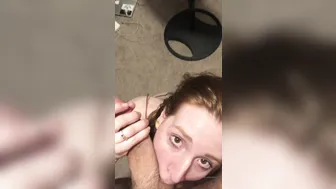 gingergoddesss onlyfans hot chick fucks shaved pussy