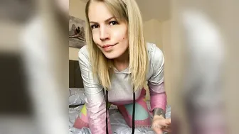 hornysisters onlyfans naughty bitch posing nude