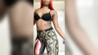 feedmeent onlyfans amazing whore caresses shaved holes