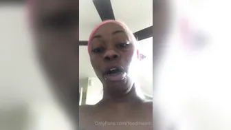 feedmeent onlyfans Black-haired curva