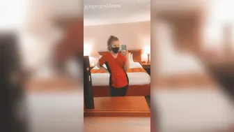 gingergoddesss onlyfans charming babe magically shows her body