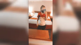 gingergoddesss onlyfans charming babe magically shows her body