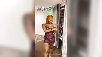 feedmeent onlyfans bitch is ready to show all her abilities.