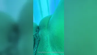 zoebloomxxx onlyfans cute brunette sucking dick