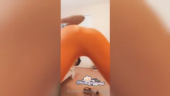 feedmeent onlyfans cute  cam girl  pulls pussy