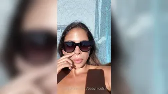 babynicolslife onlyfans pulls hand clit