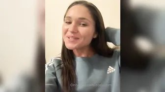 zoebloomxxx onlyfans nude blonde effectively moves