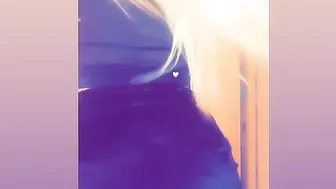 yungmedusa7 onlyfans whore model shows off her beauty