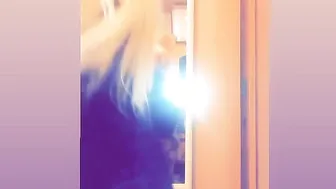 yungmedusa7 onlyfans whore model shows off her beauty