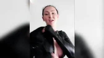 yasminscott onlyfans Busty queen
