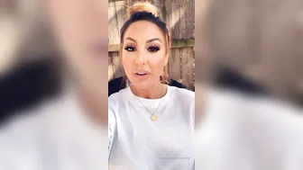 tiffanybrookes onlyfans busty mare caresses pussy
