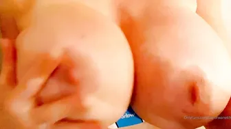 taylorwane69 onlyfans cute young lady shows big tits