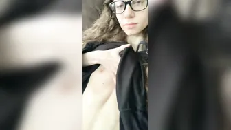 tali_dovahkiin onlyfans gets an orgasm from jerking