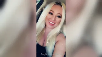 stassirossi onlyfans gorgeous confused handjob pussy