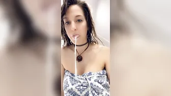 theperfectmistress onlyfans adorable chick pulls vagina