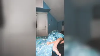 theperfectmistress onlyfans juicy babe fucks her shaved pussy