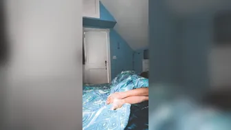 theperfectmistress onlyfans juicy babe fucks her shaved pussy