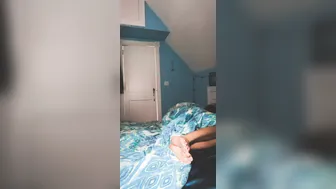 theperfectmistress onlyfans juicy babe fucks her shaved pussy