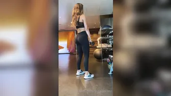 sarairollins onlyfans nude bitch dancing on the bed