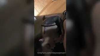 rileyxxxjensen onlyfans painted chick sucks dildo