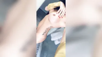 officialdavafoxx onlyfans bright  private e striptease