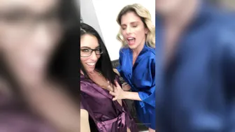 officialdavafoxx onlyfans Cute woman fucks without taking off her panties