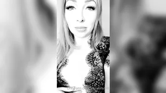 keevakwinn onlyfans big tit babe bares sexy body