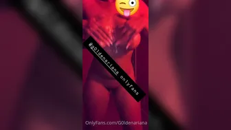 g0ldenariana onlyfans blonde female made  private  with a toy