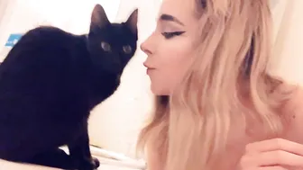 envyanne onlyfans cute wench pulls vagina with phallus