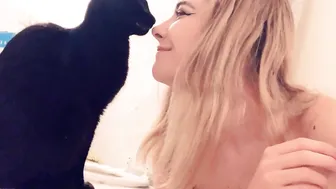 envyanne onlyfans cute wench pulls vagina with phallus