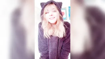 envyanne onlyfans adult mare fingering holes