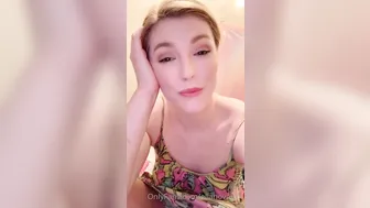 ellanovaxxx onlyfans dancing at the pole