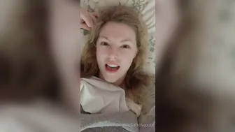 ellanovaxxx onlyfans sexy ass bitches