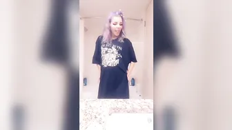 envyanne onlyfans hot babe jerking off her cunt