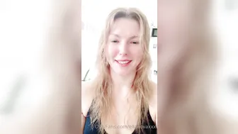 ellanovaxxx onlyfans black-haired young lady in stockings masturbates her shaved pussy